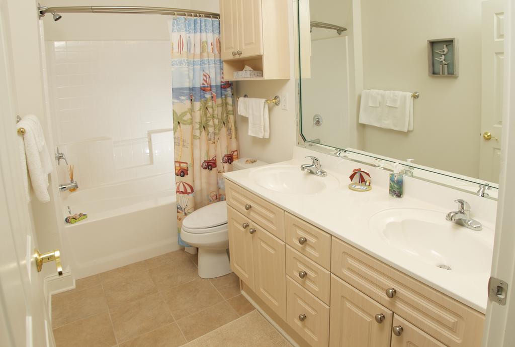 Myrtlewood By Monarch Rentals Myrtle Beach Rom bilde